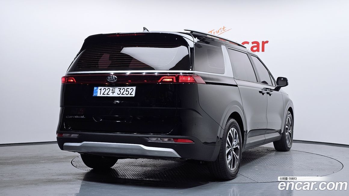 Kia Canival 2021