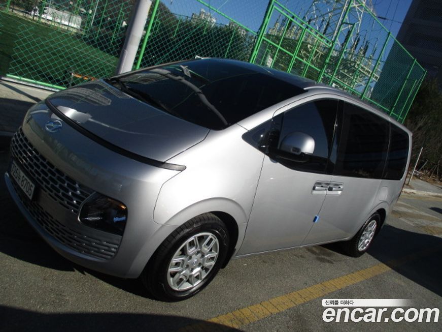 Hyundai Staria 2022