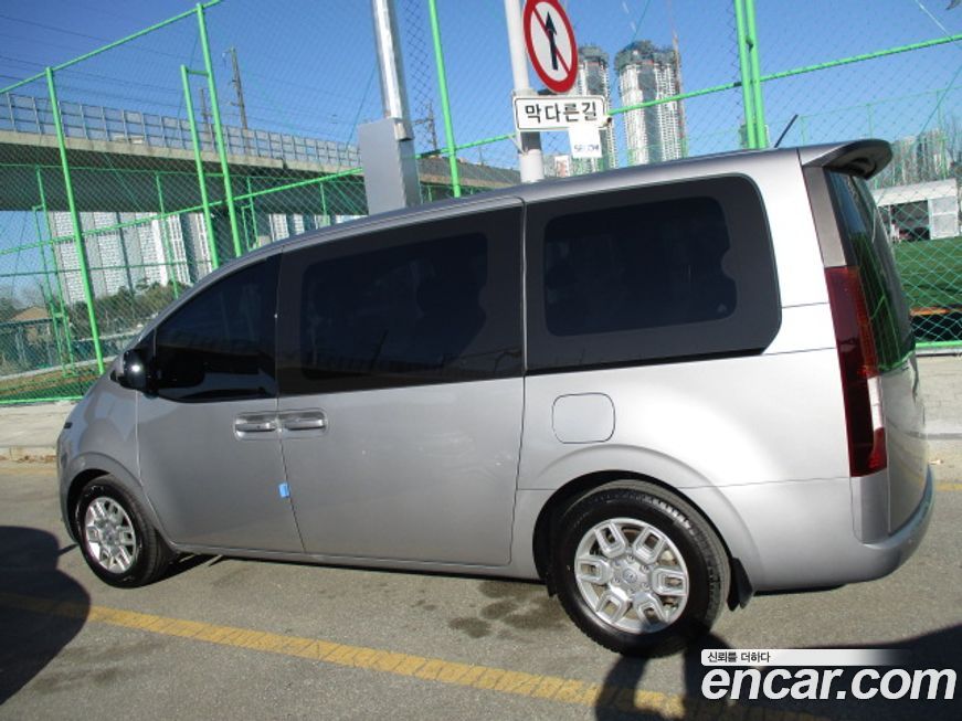 Hyundai Staria 2022