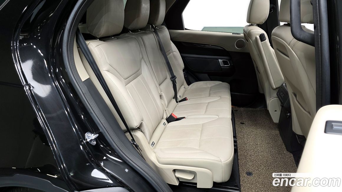 Land Rover Discovery 2019