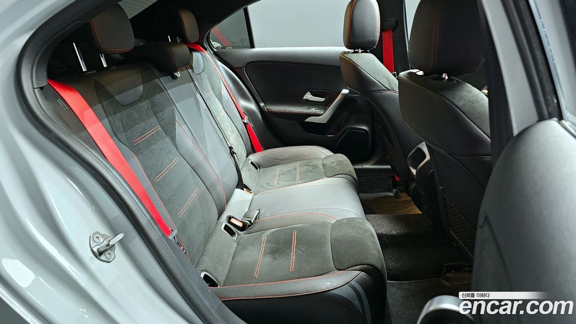 Mercedes-Benz A-Class 2021