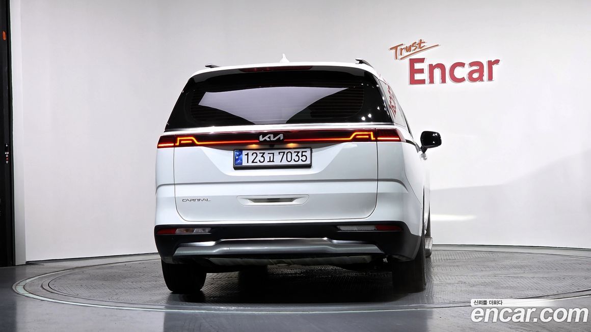 Kia Canival 2023