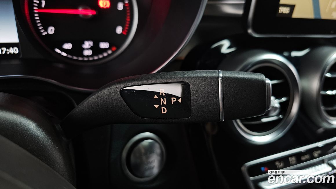 Mercedes-Benz GLC-Class 2018