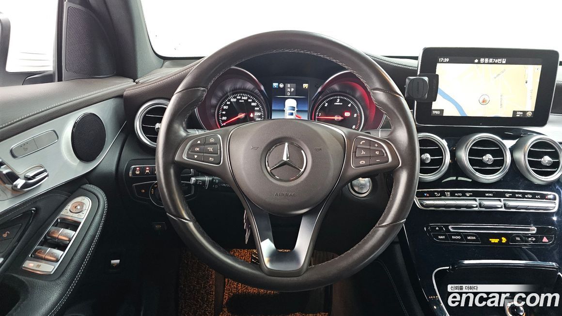 Mercedes-Benz GLC-Class 2018