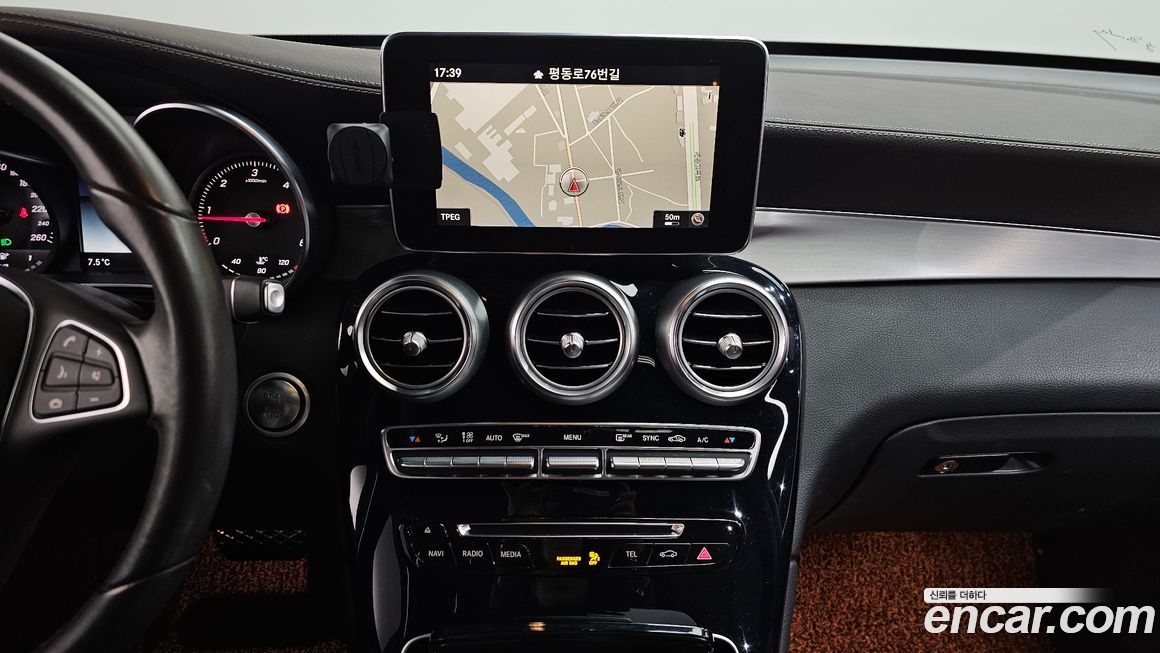 Mercedes-Benz GLC-Class 2018