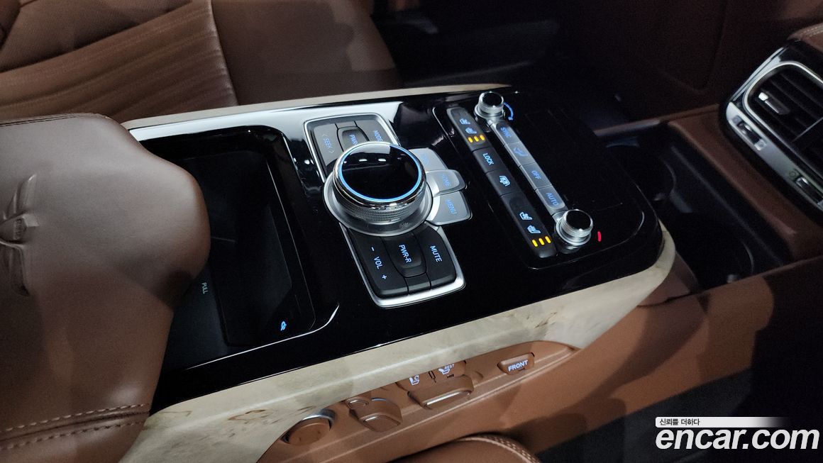 Genesis G90 2019