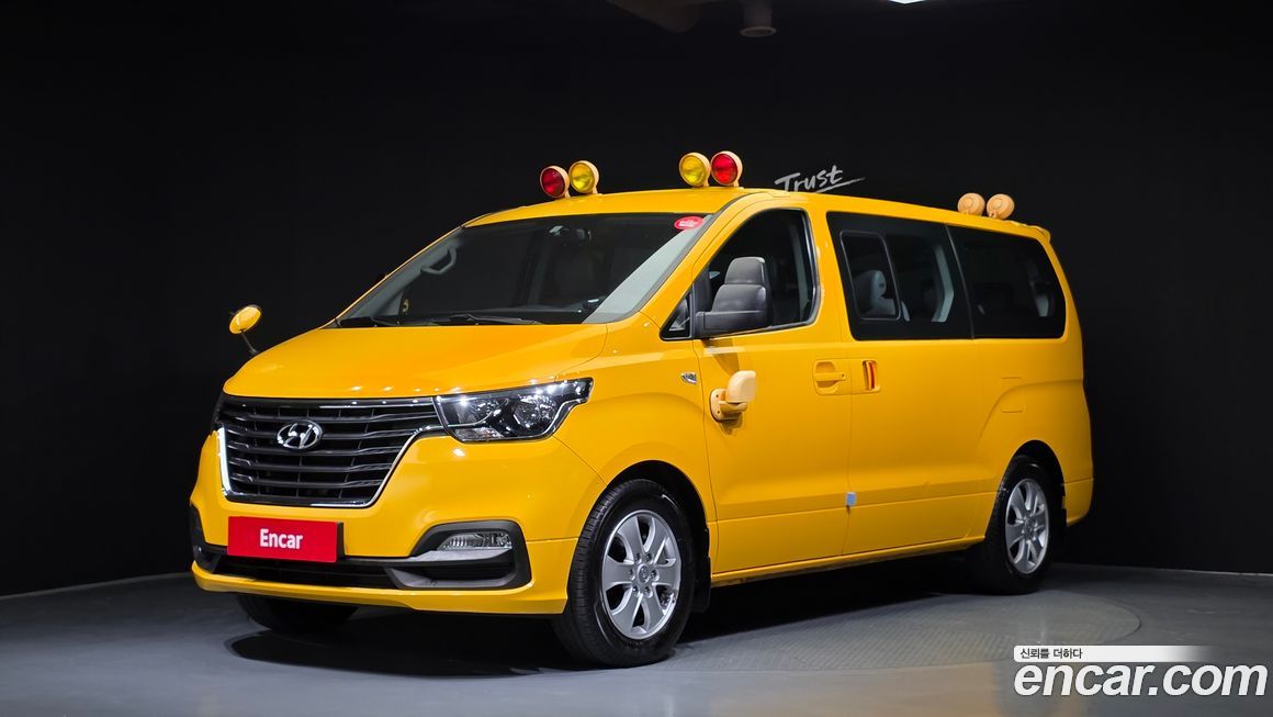 Hyundai Starex 2019