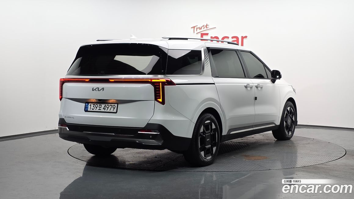 Kia Canival 2025