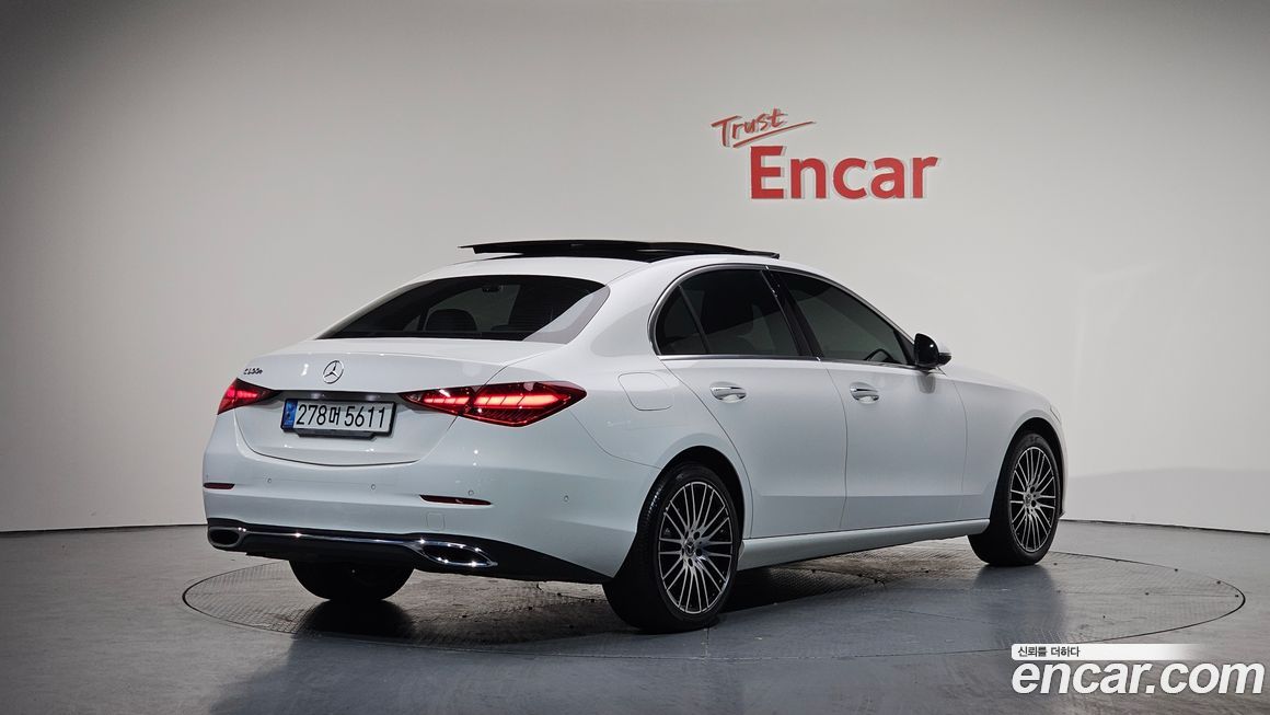 Mercedes-Benz C-Class 2023