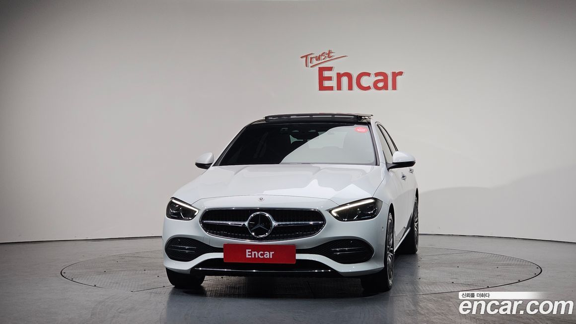 Mercedes-Benz C-Class 2023