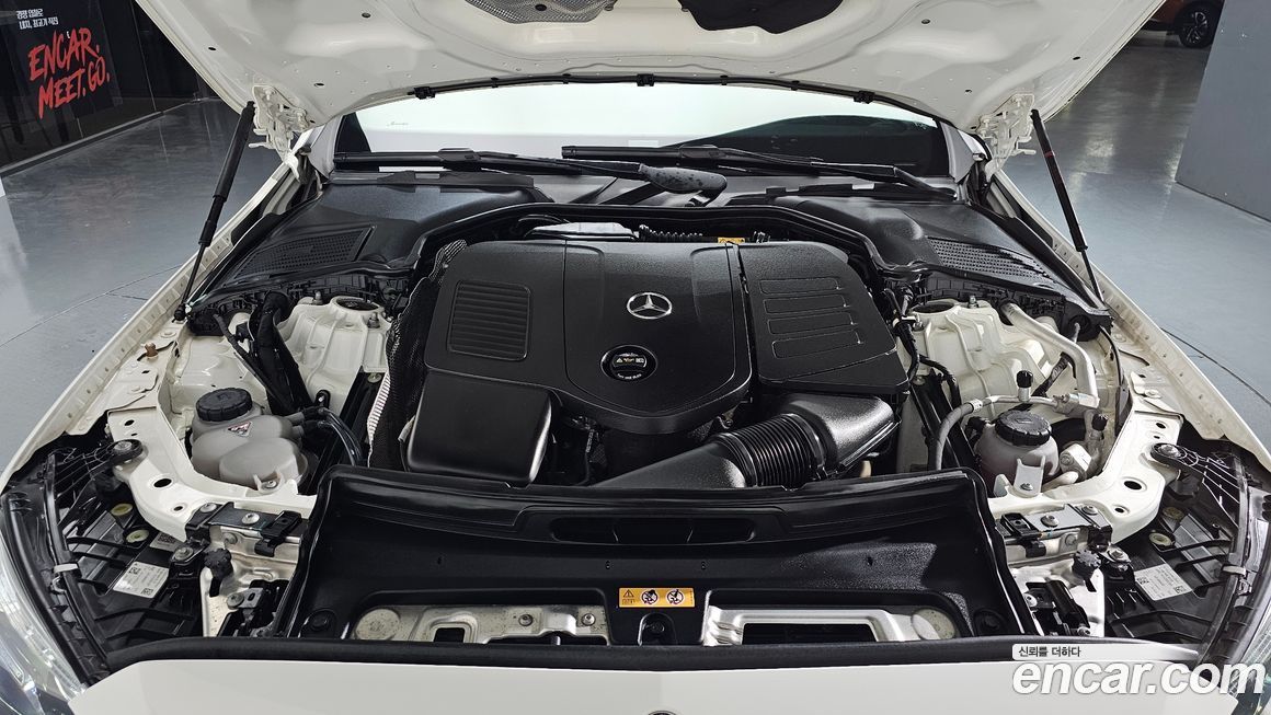 Mercedes-Benz C-Class 2023