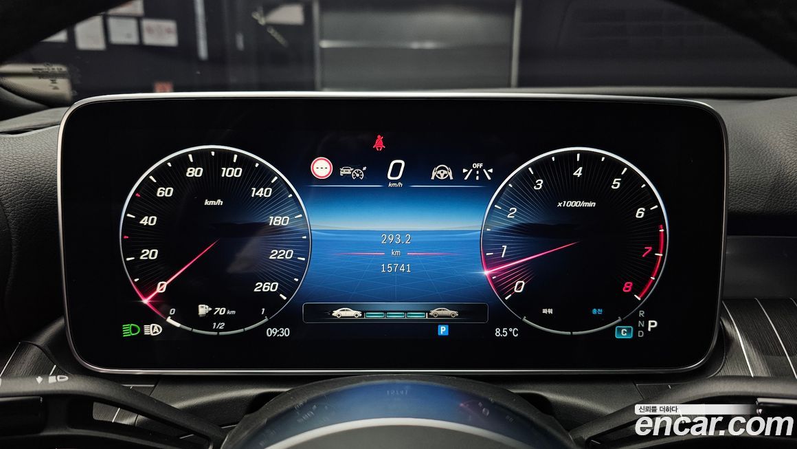 Mercedes-Benz C-Class 2024