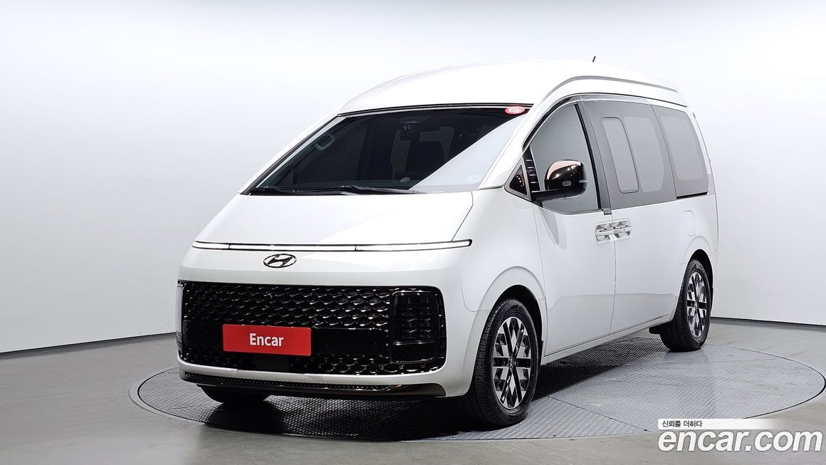 Hyundai Staria 2022