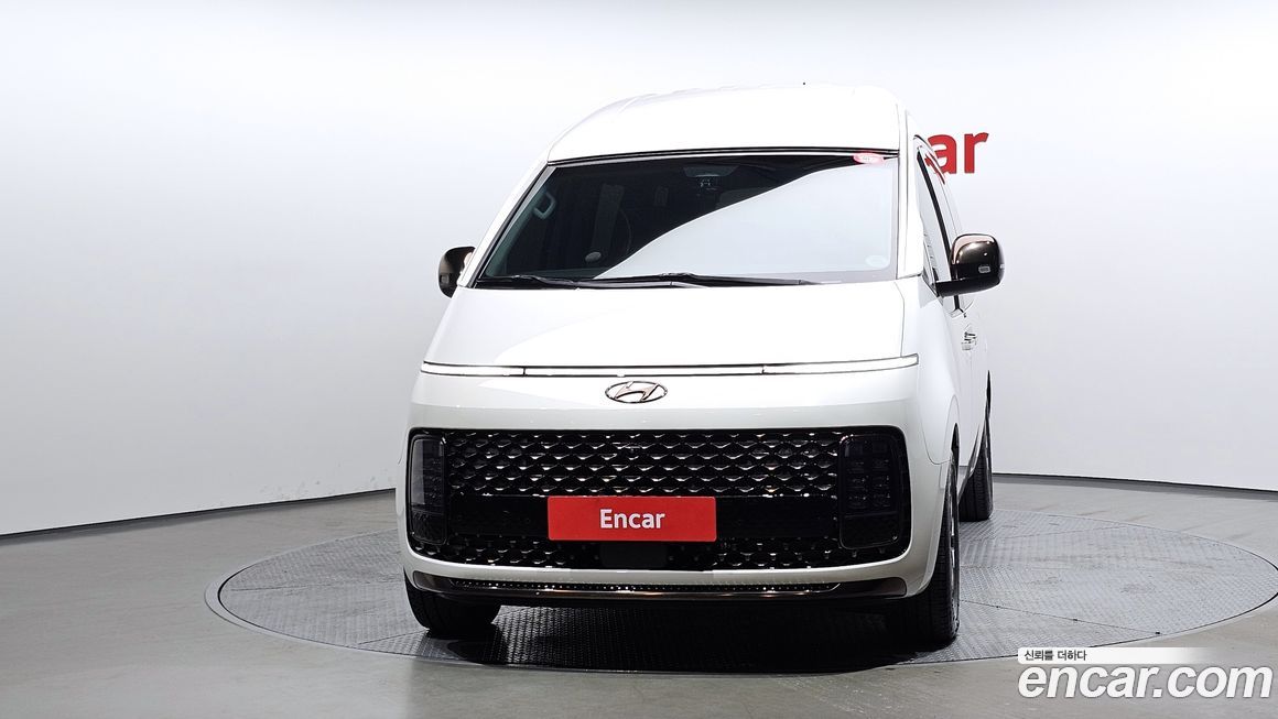 Hyundai Staria 2022