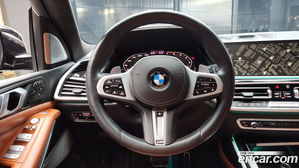 BMW X7 2022