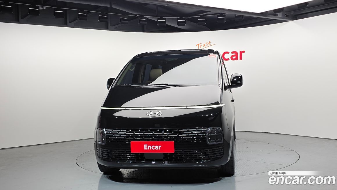 Hyundai Staria 2024