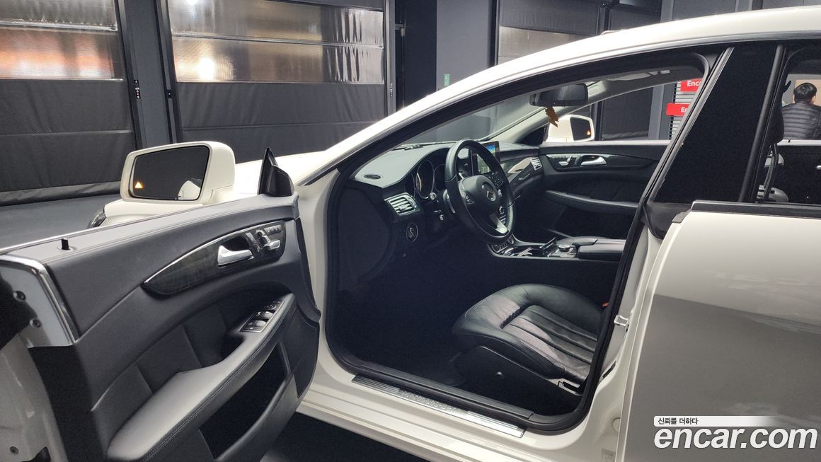 Mercedes-Benz CLS-Class 2016