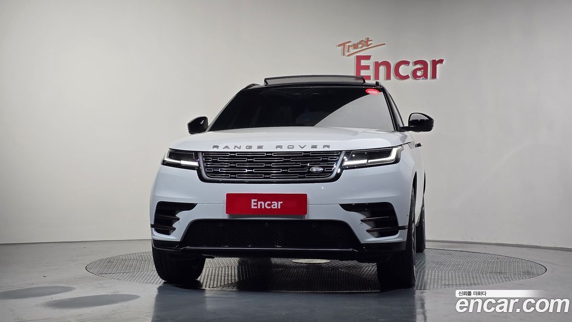 Land Rover Range Rover Velar 2025