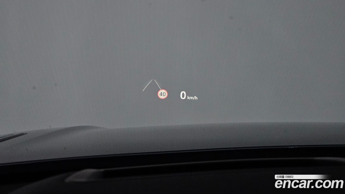 Land Rover Range Rover Velar 2025