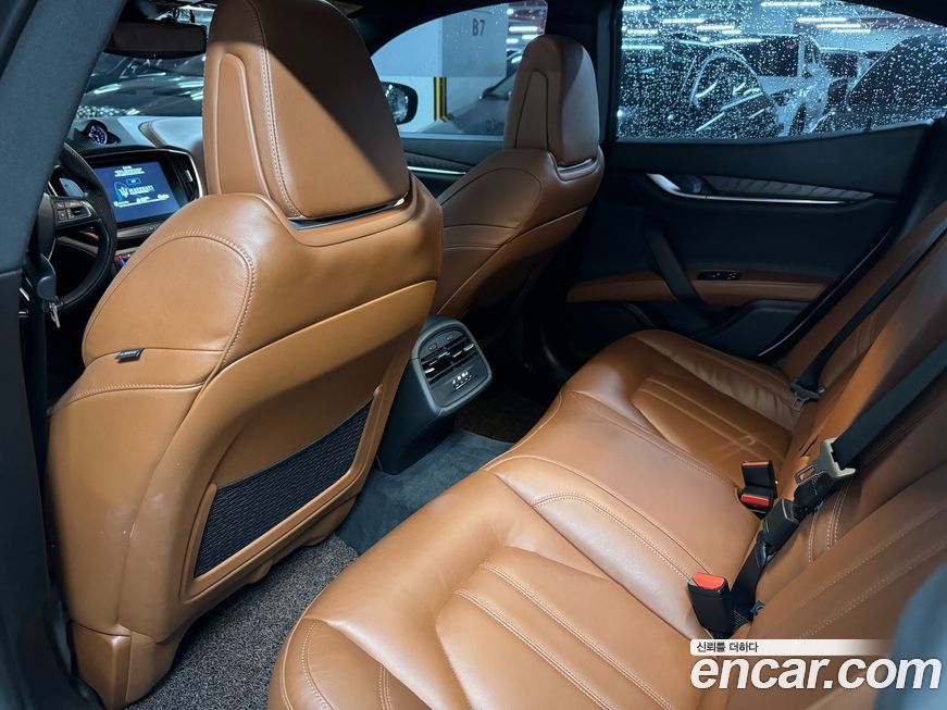 Maserati Ghibli 2017