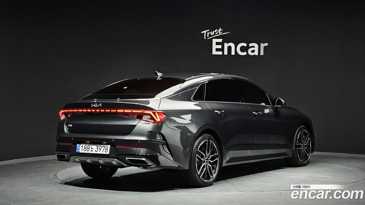 Kia K5 2023