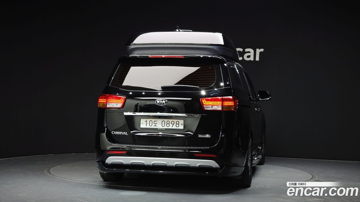 Kia Canival 2017