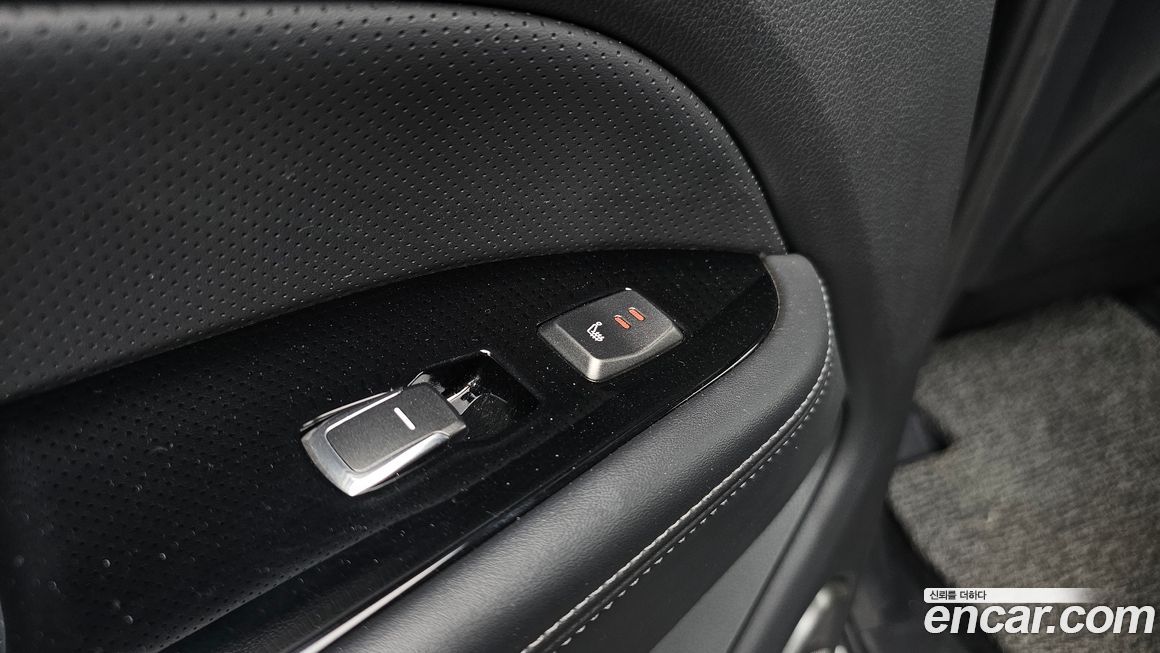 KG_Mobility_Ssangyong Rexton 2018