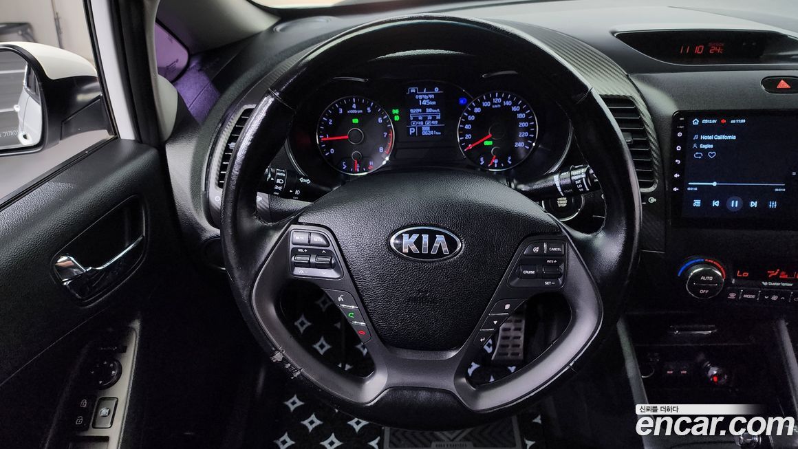 Kia K3 2015
