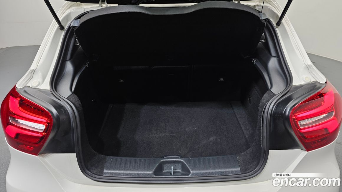 Mercedes-Benz A-Class 2018