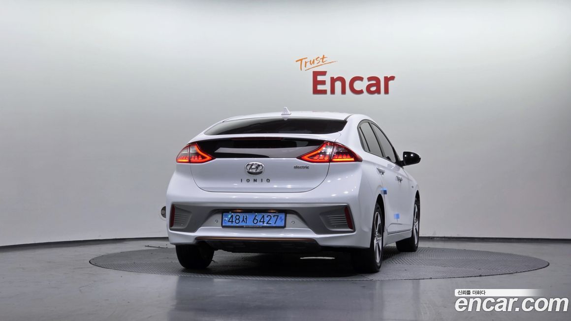 Hyundai Ioniq 2019