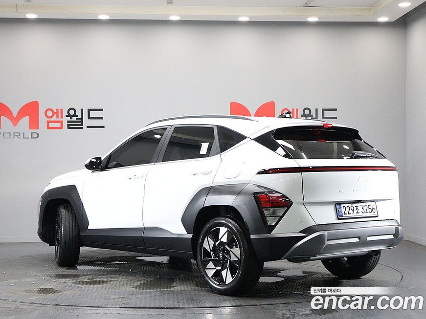Hyundai Kona 2025