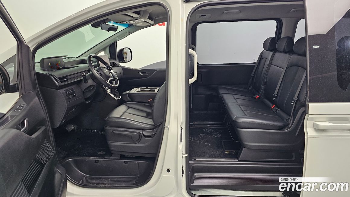 Hyundai Staria 2023