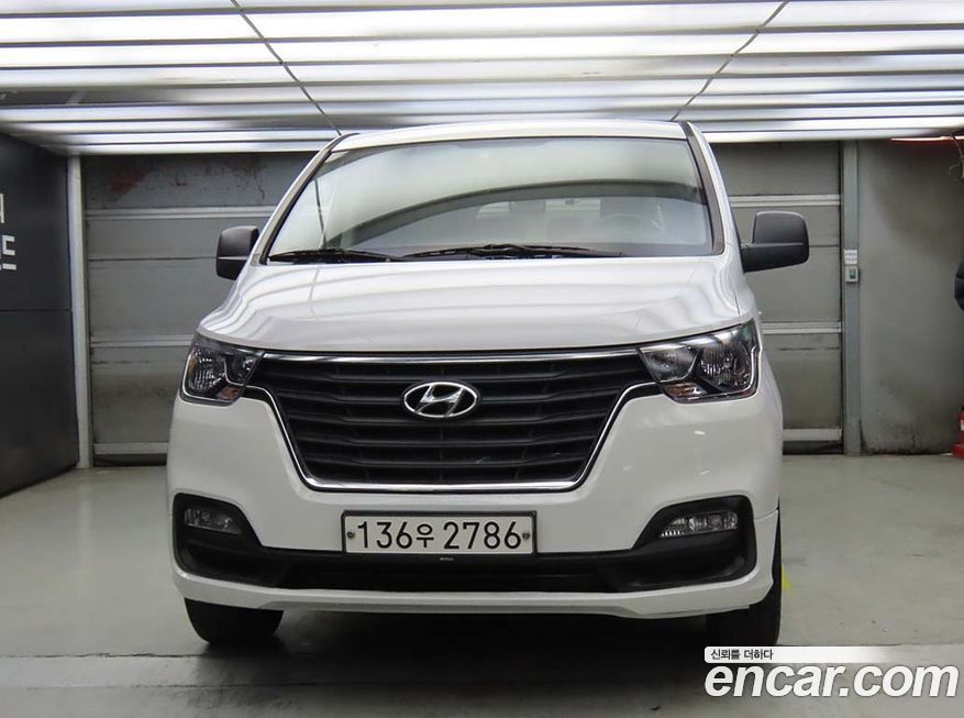 Hyundai Starex 2019