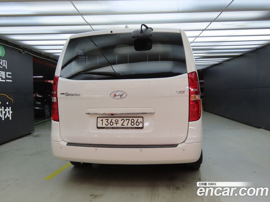Hyundai Starex 2019