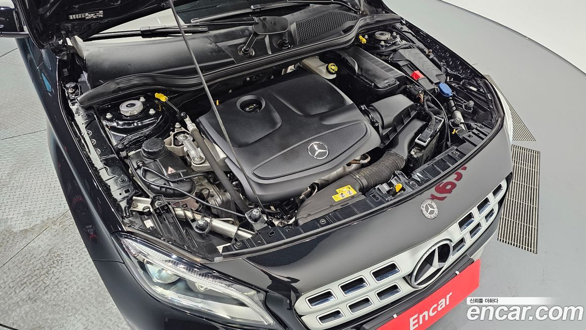 Mercedes-Benz GLA-Class 2018