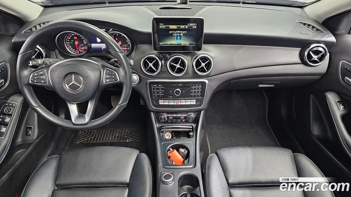 Mercedes-Benz GLA-Class 2018