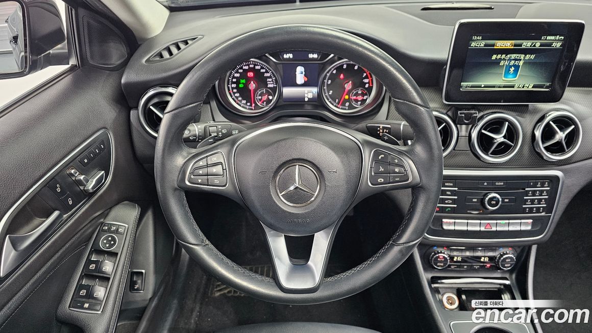 Mercedes-Benz GLA-Class 2018