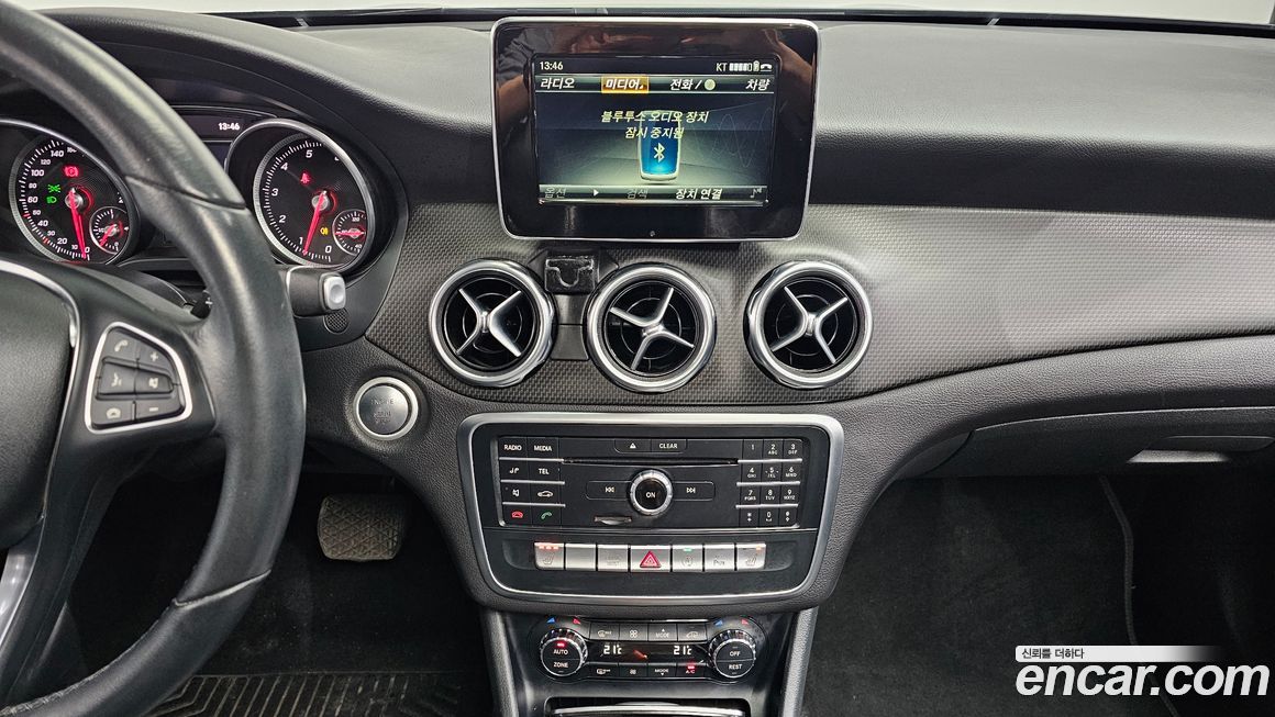 Mercedes-Benz GLA-Class 2018