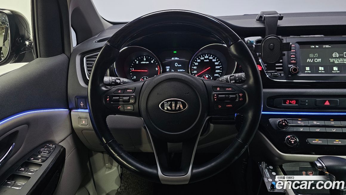 Kia Canival 2019
