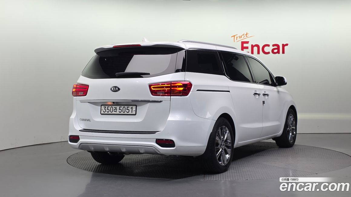 Kia Canival 2020