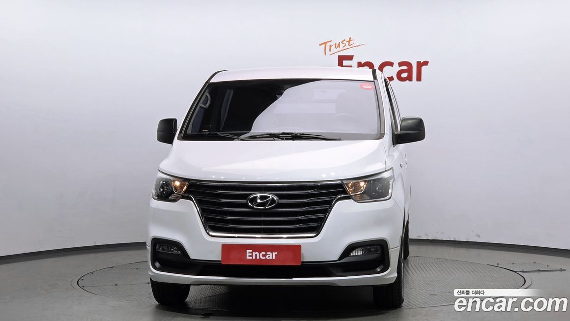 Hyundai Starex 2019
