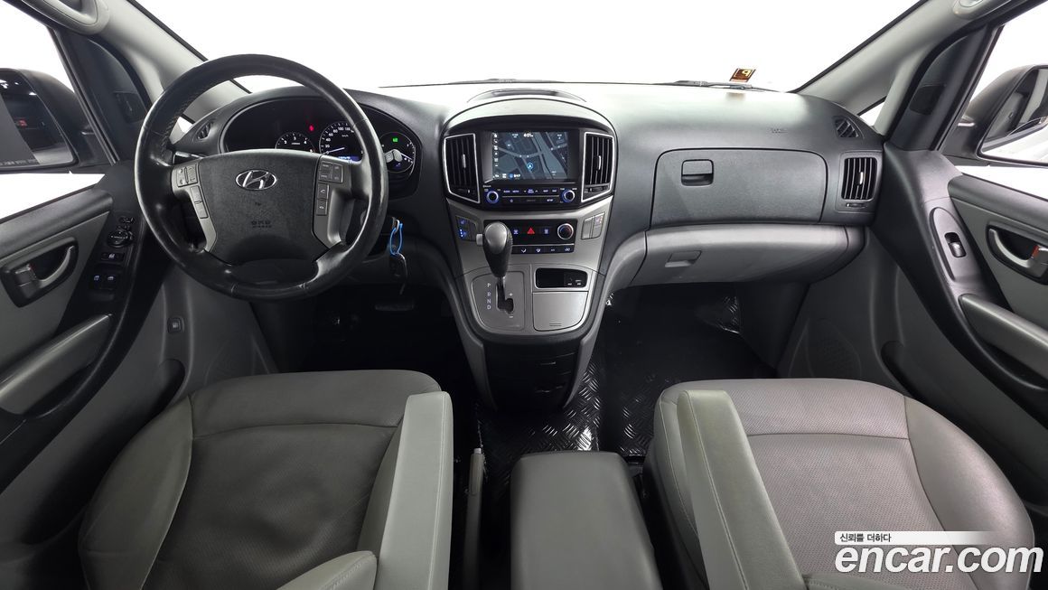 Hyundai Starex 2019