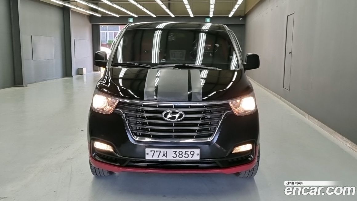 Hyundai Starex 2018