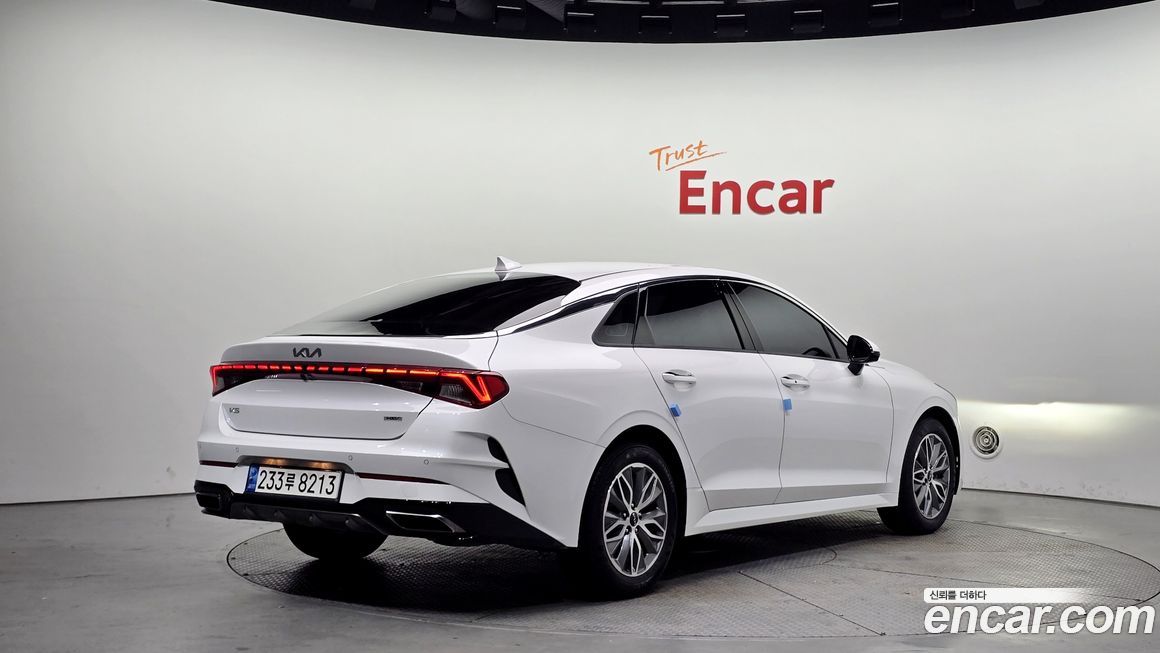 Kia K5 2023