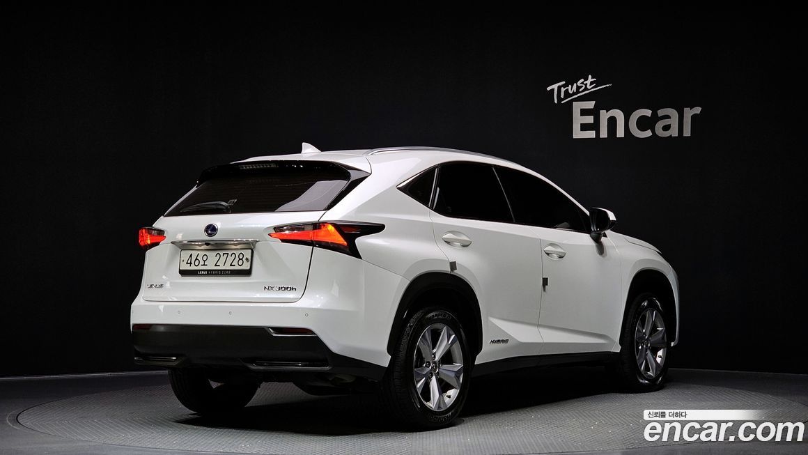 Lexus NX 2015