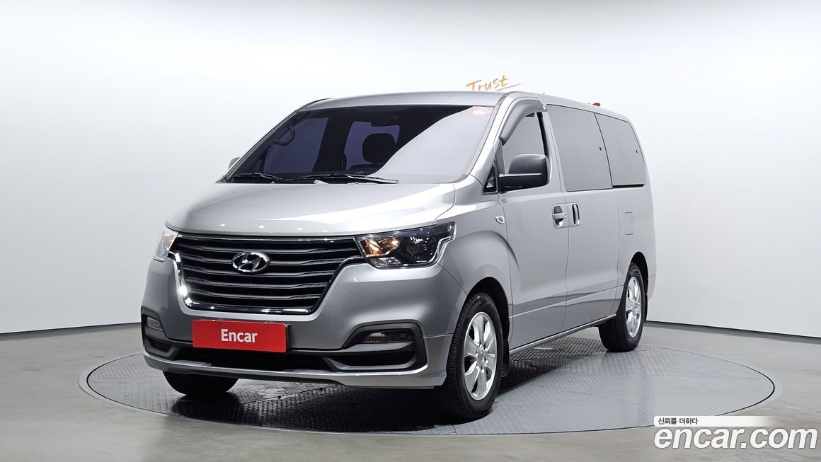 Hyundai Starex 2019