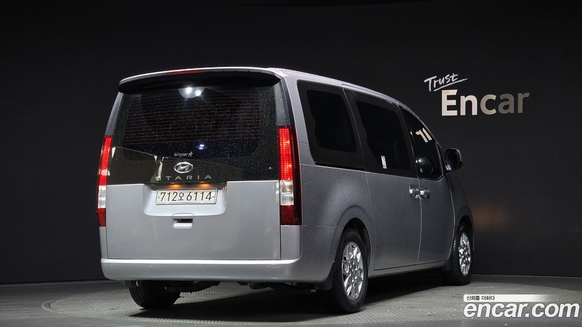 Hyundai Staria 2022