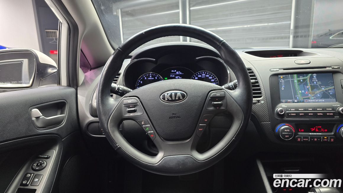 Kia K3 2015