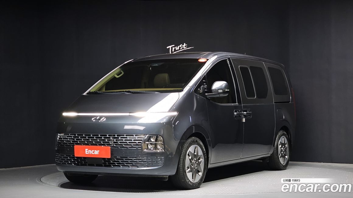 Hyundai Staria 2023