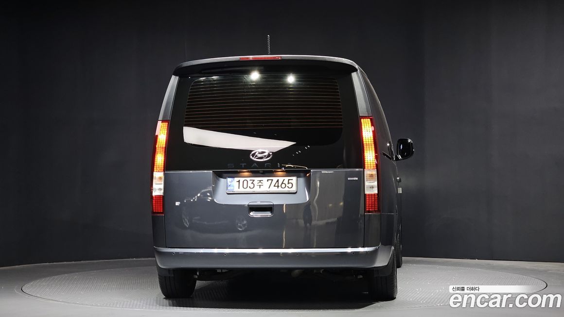 Hyundai Staria 2023